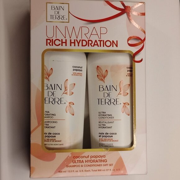 Bain de Terre Other - Bain de Terre Coconut Papaya Ultra Hydrating Shampoo & Conditioner Gift Set